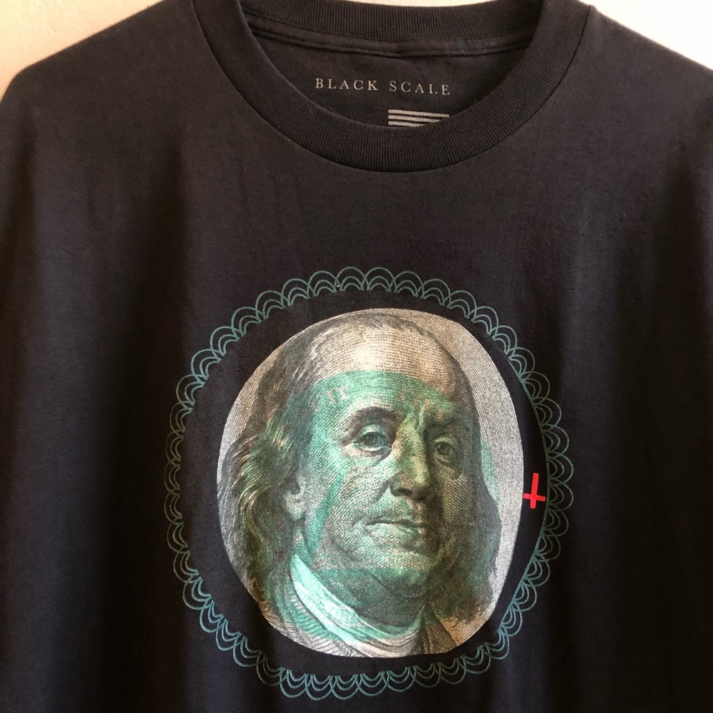 Men’s Black Scale Benjamin Franklin XL T-shirt